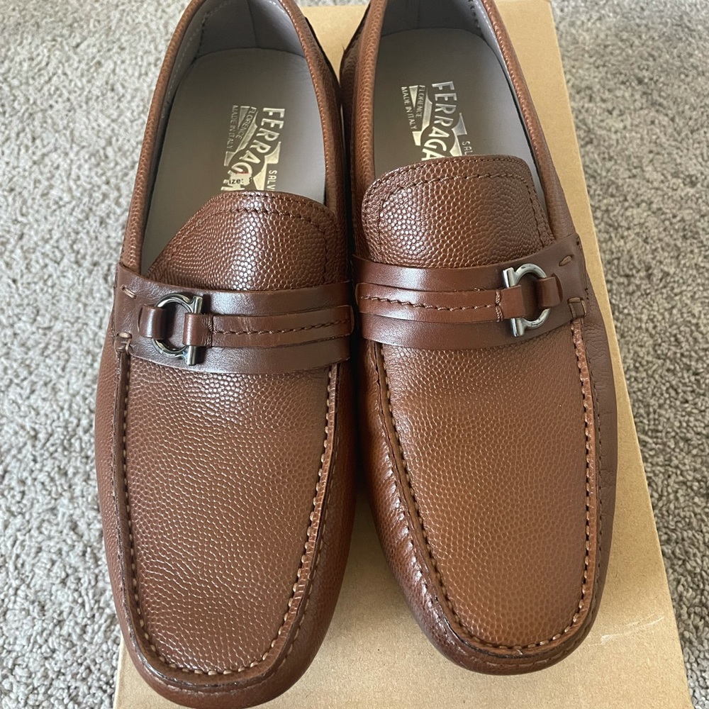 New Salvatore Ferragamo Drivers (size 8)